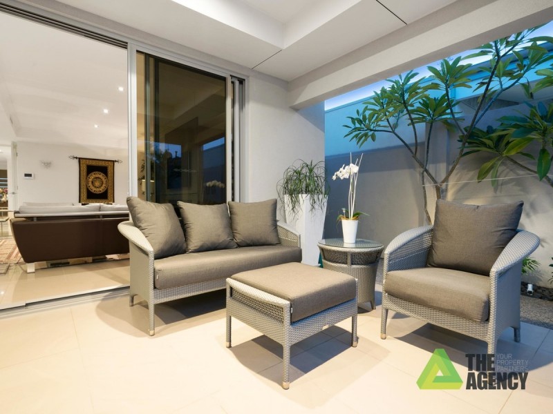 10 Waverley Street, South Perth WA 6151