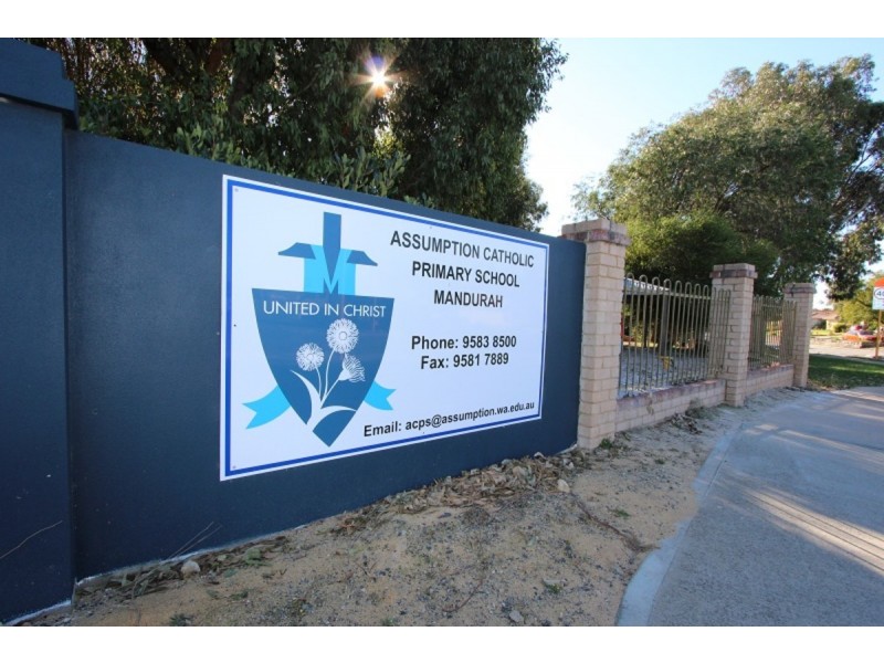 21 A La Grange Place, Meadow Springs WA 6210