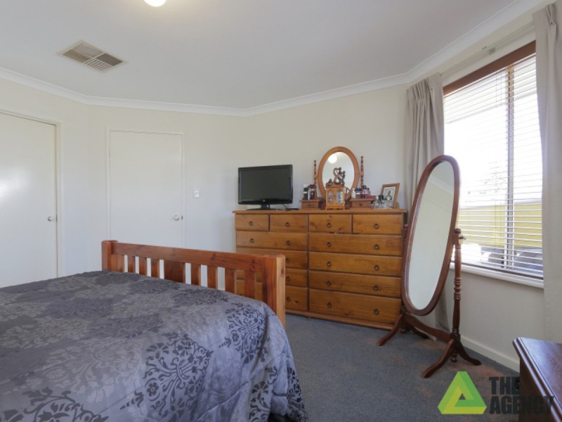 5 Cadoux Promenade, Canning Vale WA 6155