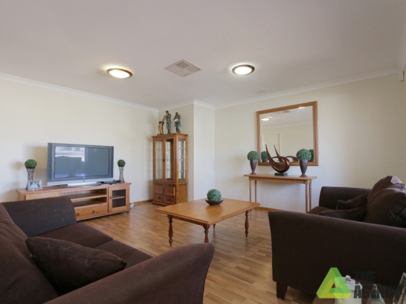 5 Cadoux Promenade, Canning Vale WA 6155