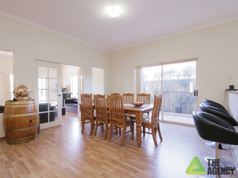 5 Cadoux Promenade, Canning Vale WA 6155