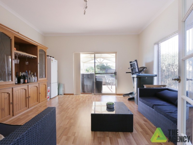 5 Cadoux Promenade, Canning Vale WA 6155