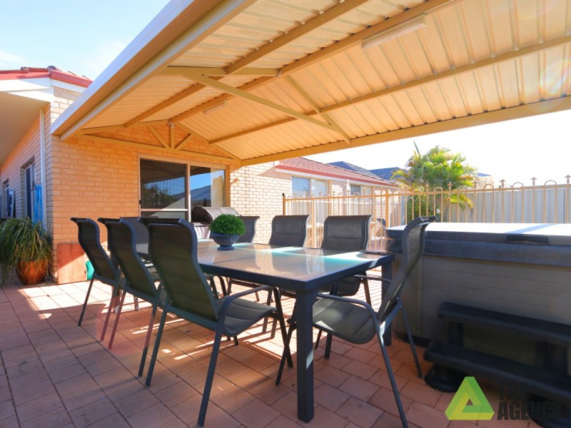 5 Cadoux Promenade, Canning Vale WA 6155