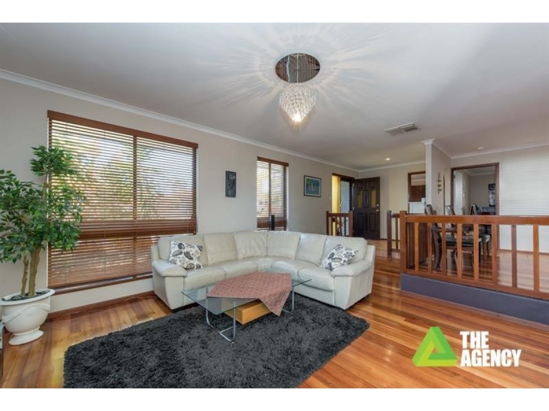 32 Castlefern Way, Duncraig WA 6023