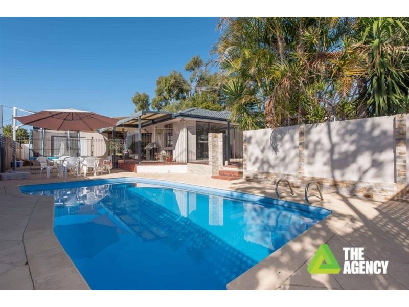 32 Castlefern Way, Duncraig WA 6023