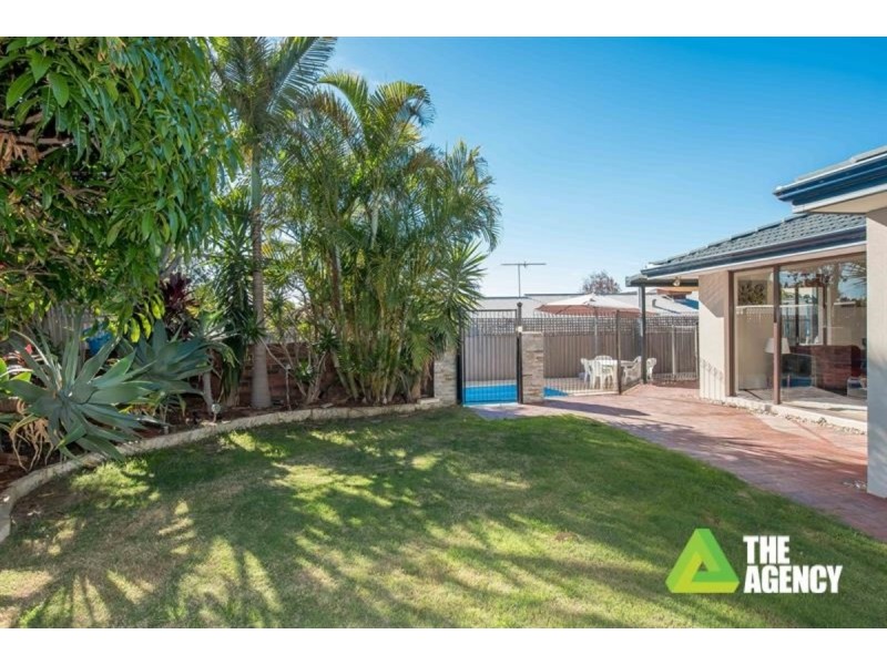 32 Castlefern Way, Duncraig WA 6023
