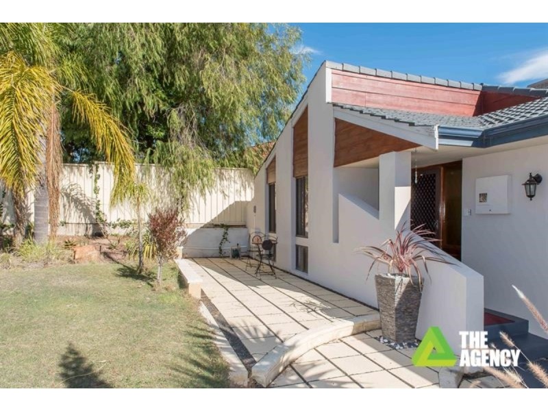 32 Castlefern Way, Duncraig WA 6023