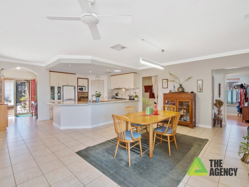 21B Weston Drive, Swan View WA 6056