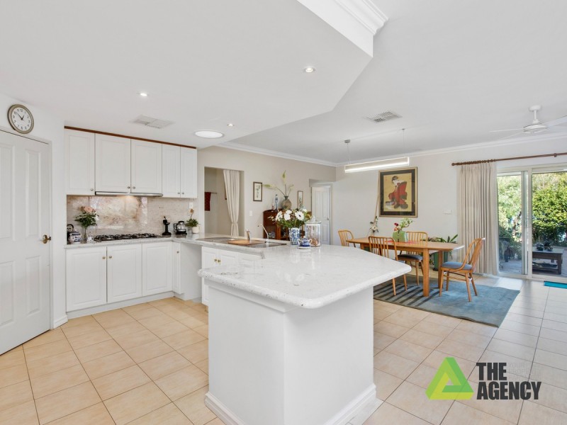 21B Weston Drive, Swan View WA 6056