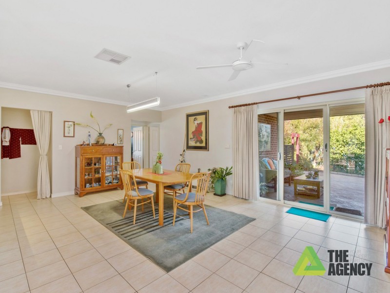 21B Weston Drive, Swan View WA 6056