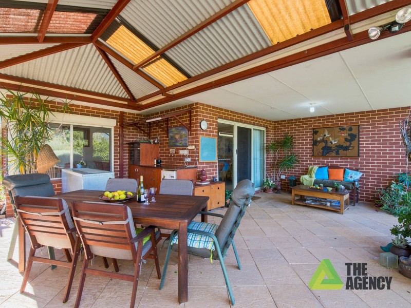 21B Weston Drive, Swan View WA 6056