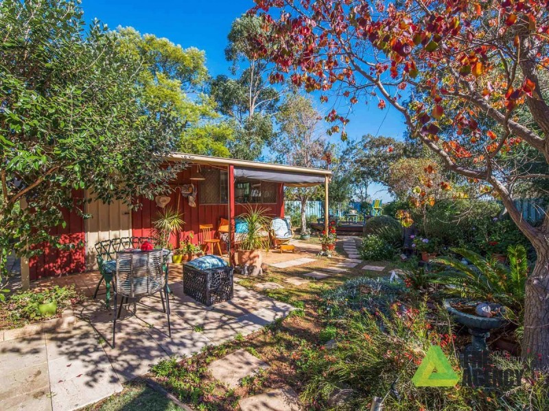 21B Weston Drive, Swan View WA 6056