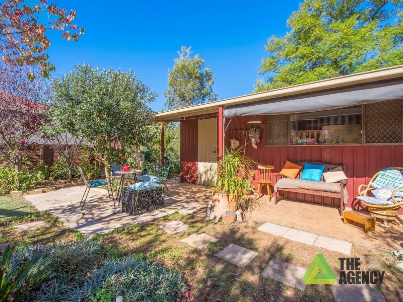21B Weston Drive, Swan View WA 6056