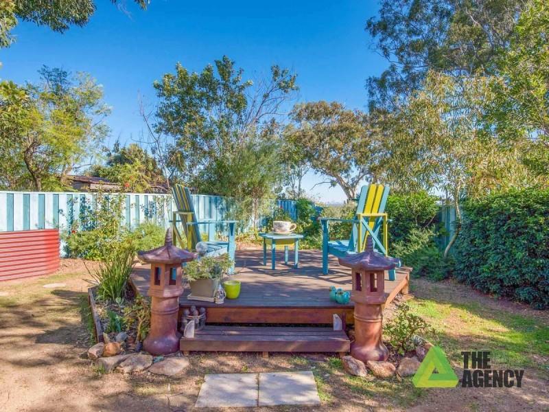 21B Weston Drive, Swan View WA 6056
