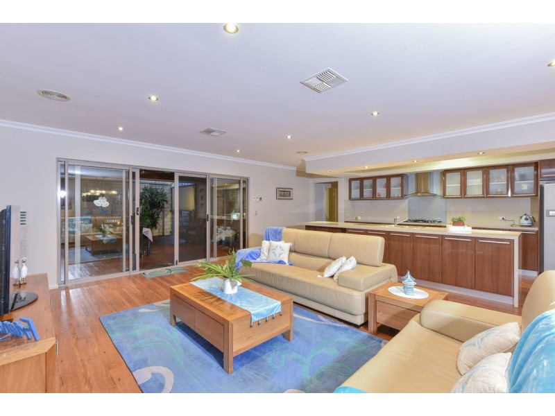 69 Greeson Parkway, Secret Harbour WA 6173