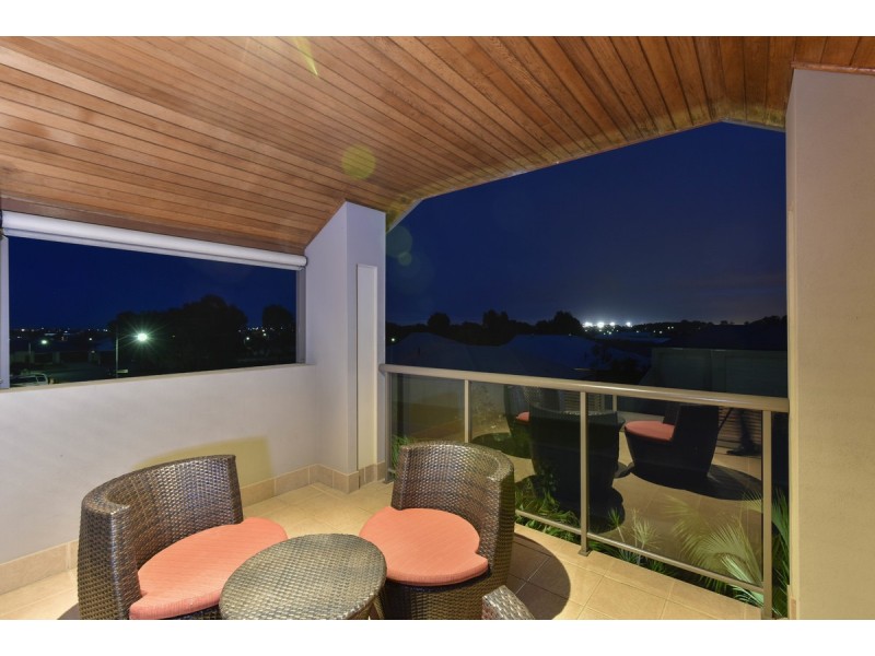 69 Greeson Parkway, Secret Harbour WA 6173