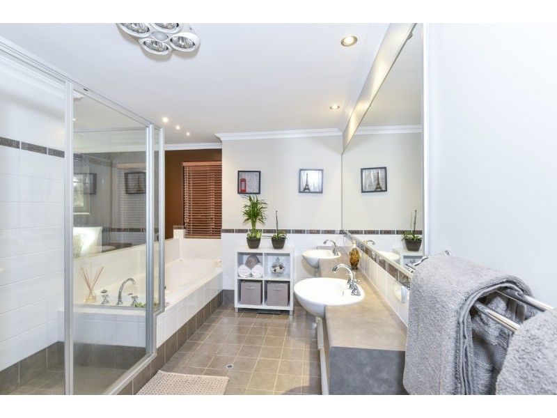 69 Greeson Parkway, Secret Harbour WA 6173