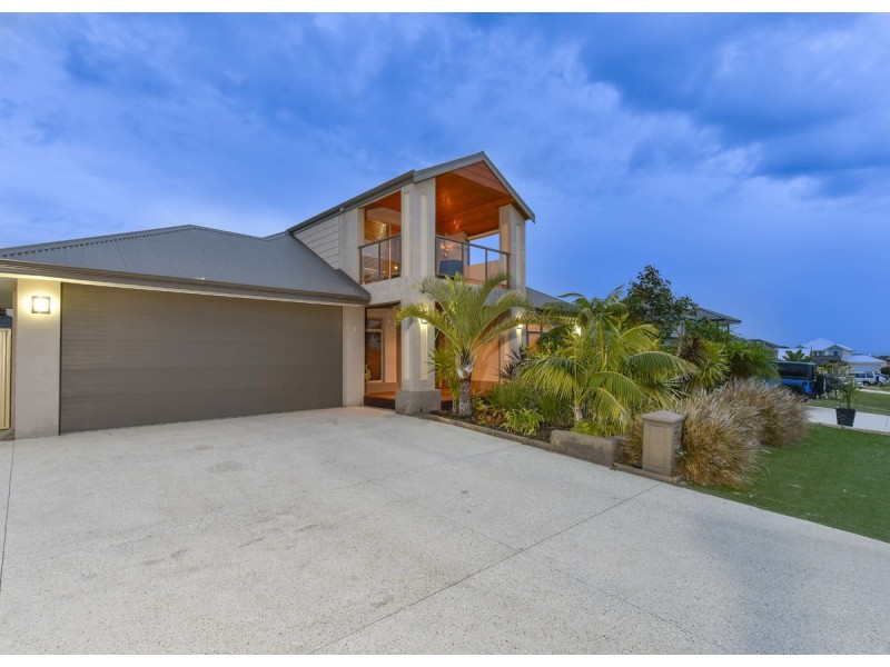 69 Greeson Parkway, Secret Harbour WA 6173