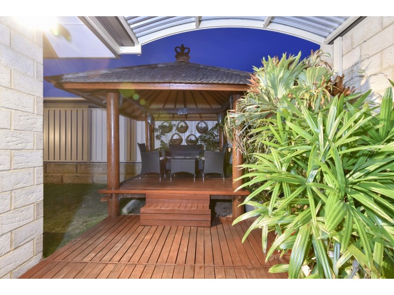 69 Greeson Parkway, Secret Harbour WA 6173