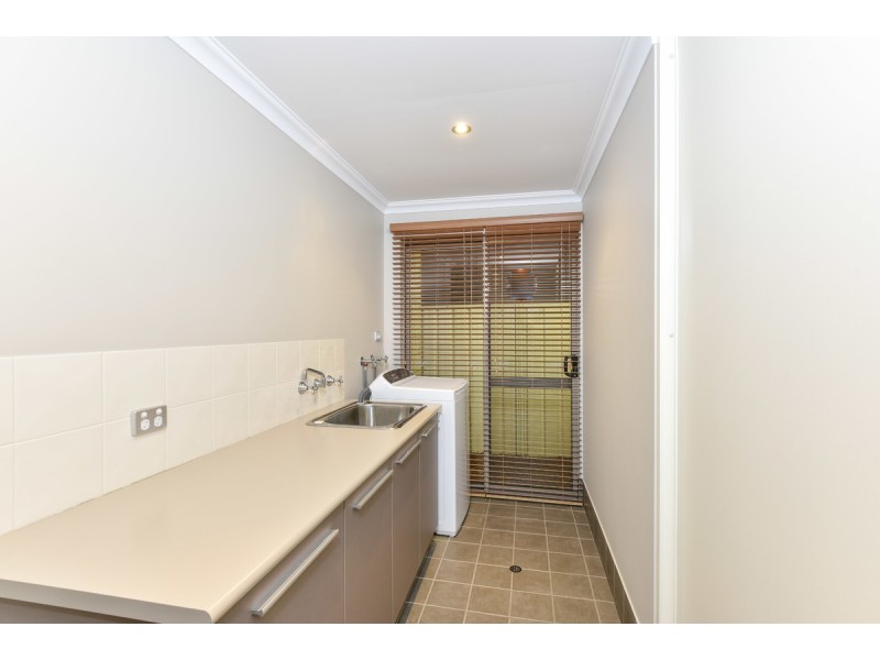 69 Greeson Parkway, Secret Harbour WA 6173