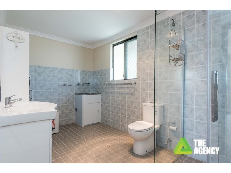 8 Thorpe Place, Carine WA 6020