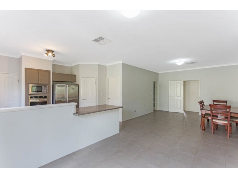 71 Cape Le Grand Avenue, Aubin Grove WA 6164