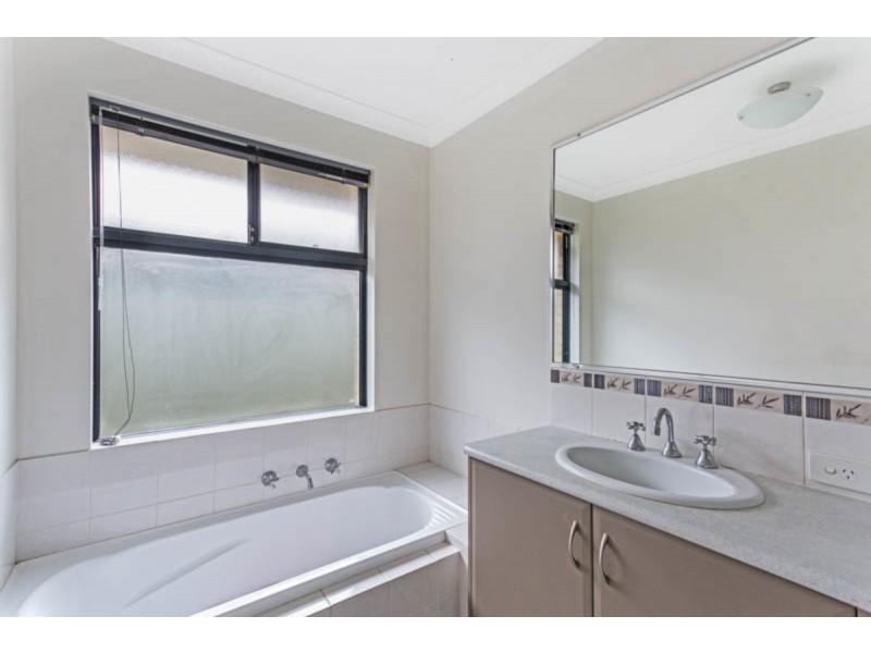 71 Cape Le Grand Avenue, Aubin Grove WA 6164