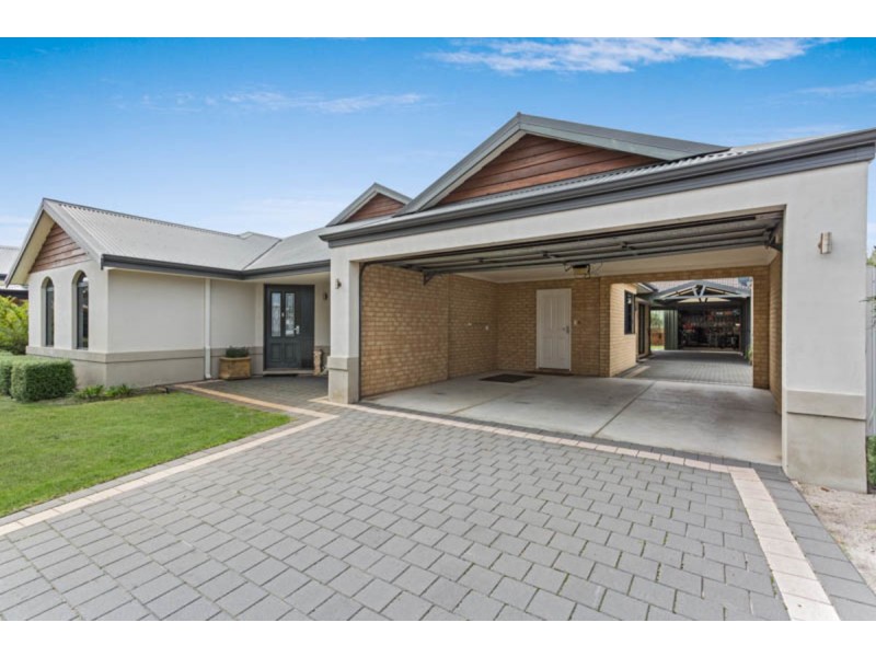 71 Cape Le Grand Avenue, Aubin Grove WA 6164