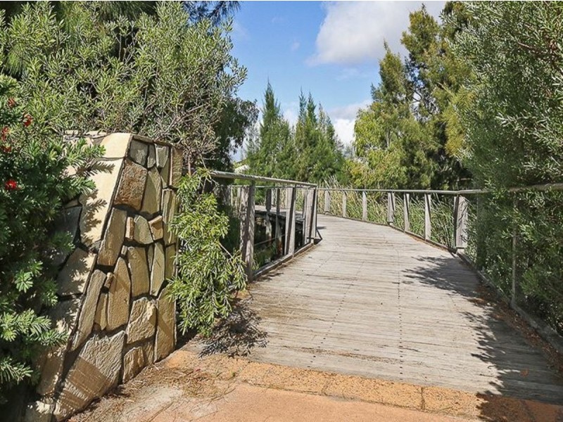 71 Cape Le Grand Avenue, Aubin Grove WA 6164