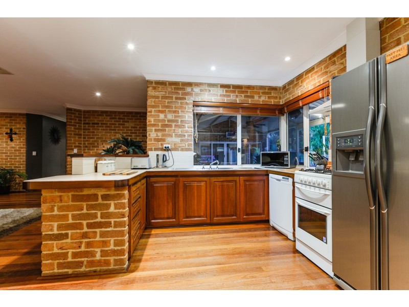 23 Victoria Circle, Greenfields WA 6210