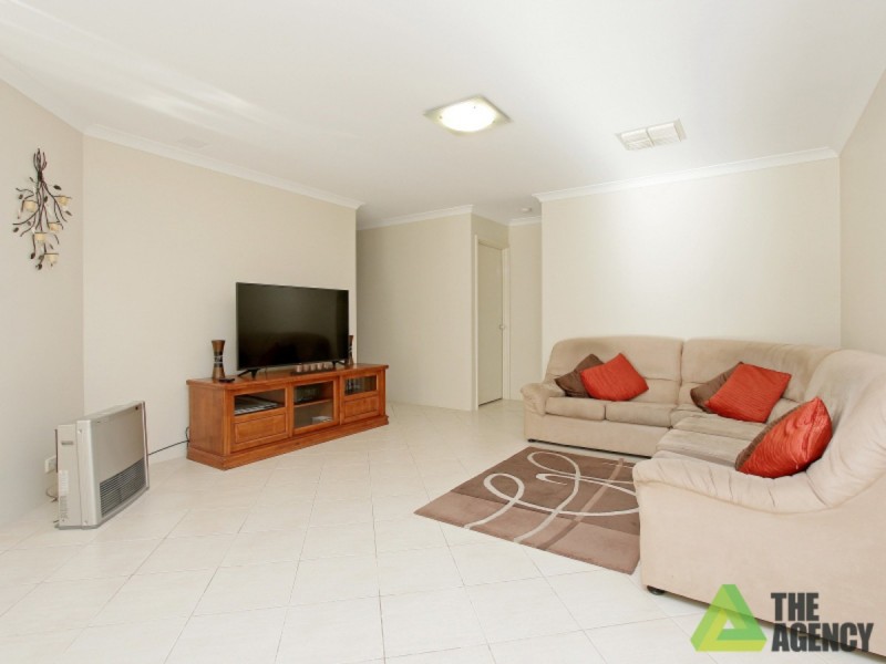 15 Formosa Pass, Canning Vale WA 6155