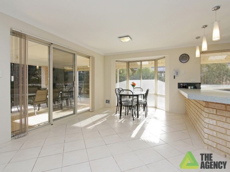 15 Formosa Pass, Canning Vale WA 6155