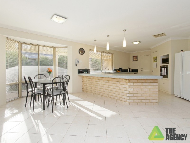 15 Formosa Pass, Canning Vale WA 6155