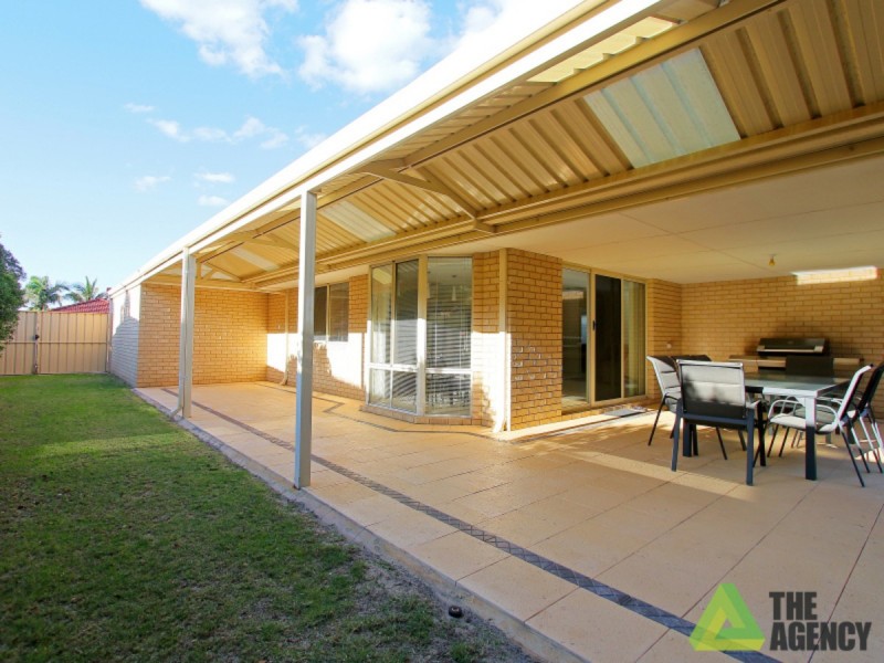 15 Formosa Pass, Canning Vale WA 6155