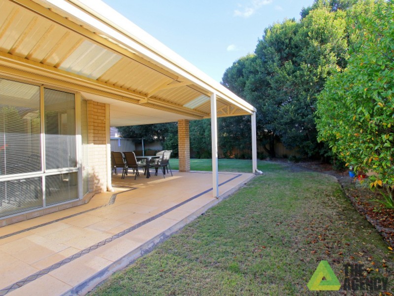 15 Formosa Pass, Canning Vale WA 6155