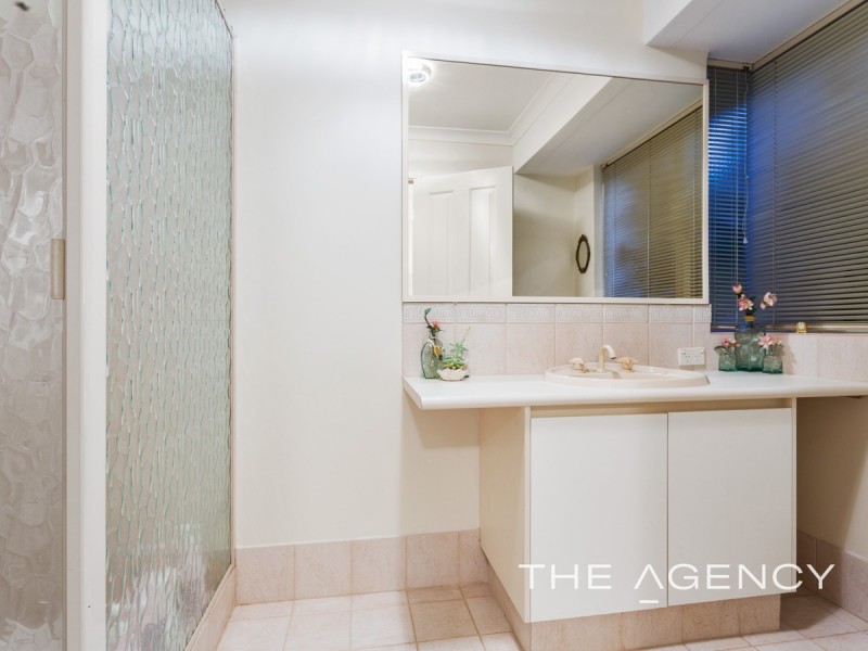 4 Westerway Terrace, North Lake WA 6163