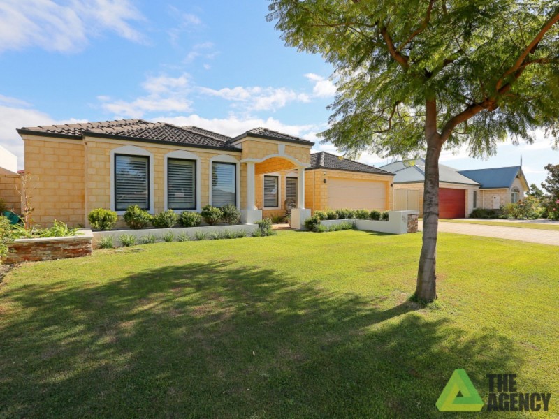 54 Ashmore Avenue, Canning Vale WA 6155