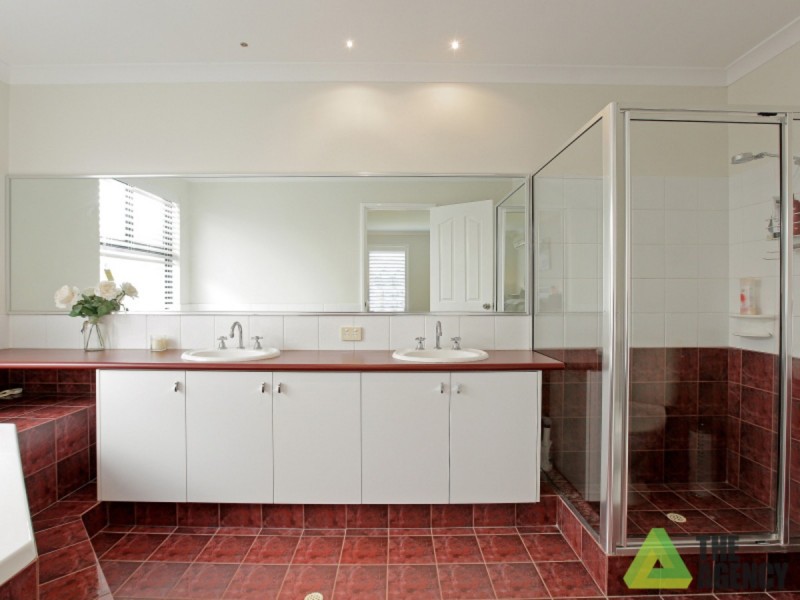 54 Ashmore Avenue, Canning Vale WA 6155