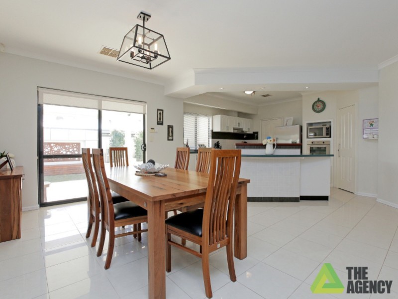 54 Ashmore Avenue, Canning Vale WA 6155