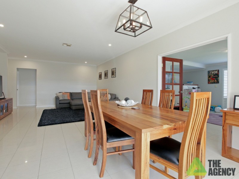 54 Ashmore Avenue, Canning Vale WA 6155