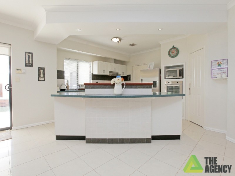 54 Ashmore Avenue, Canning Vale WA 6155