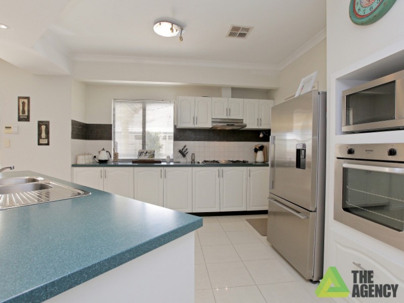 54 Ashmore Avenue, Canning Vale WA 6155