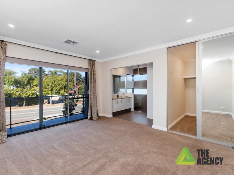 1/18 Heath Road, Kalamunda WA 6076