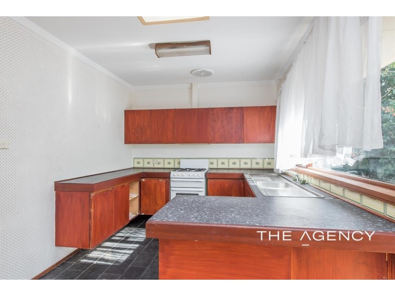 5 Lygnern Crescent, Kallaroo WA 6025