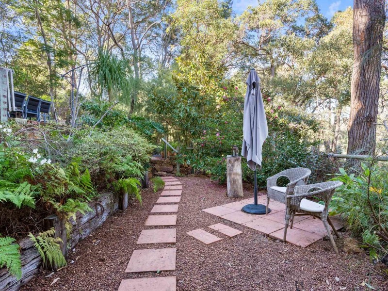 31 Stone Crescent, Darlington WA 6070