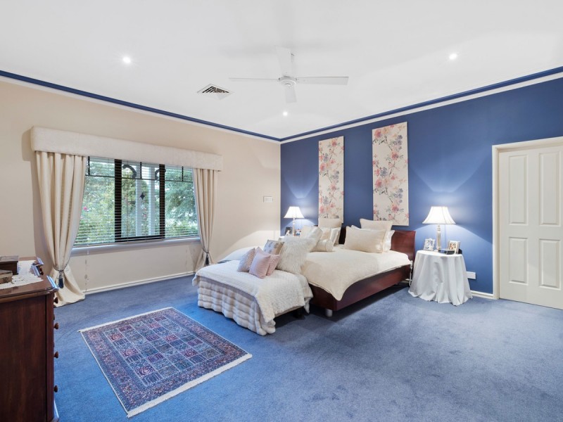 23 Hillview Street, Kalamunda WA 6076