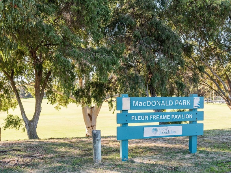 2 Andrews Court, Padbury WA 6025