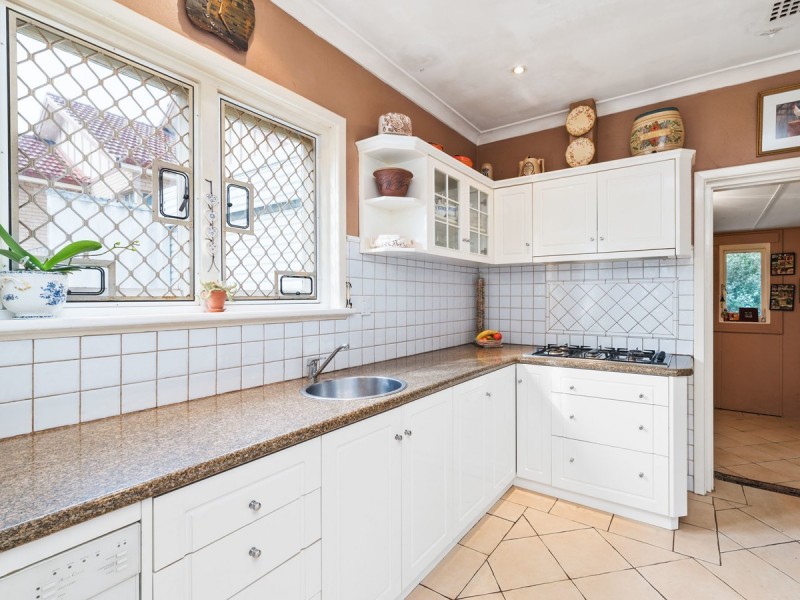 3 Traylen Road, Kalamunda WA 6076