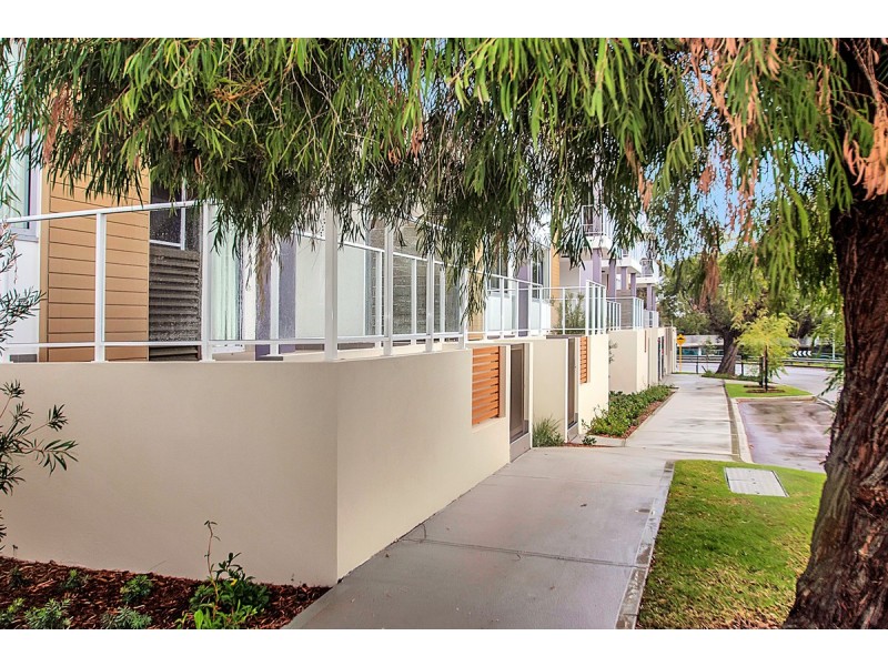 2 Rutland Avenue, Lathlain WA 6100