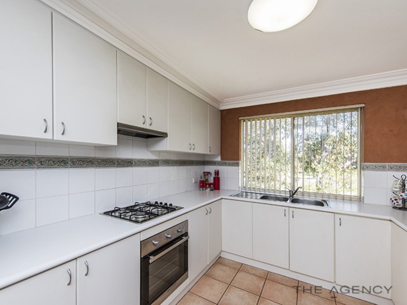 18/33 Paddington Court, Bibra Lake WA 6163